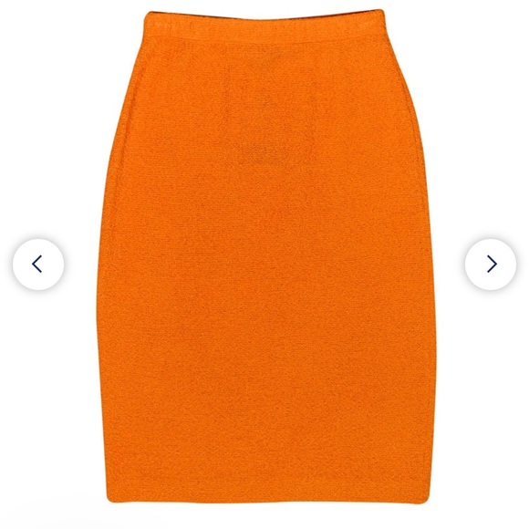 St John Knit Pencil Skirt - Picture 9 of 9